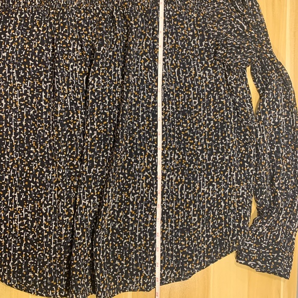 LOFT Smocked Long-sleeves Top - Picture 3 of 6